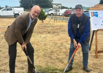 Westbury Mens Shed: Deputy Premier Guy Barnett (left) and Vice President of the Westbury Mens Shed, David Lee (right) starting the construction process at the Westbury Showgrounds.